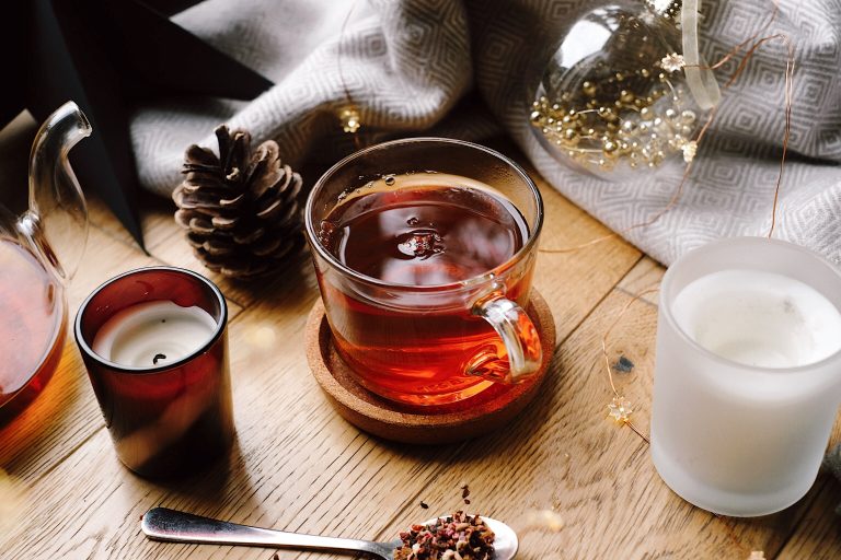 Achtsamkeitsübung-Teezeremonie-Bio-Tee